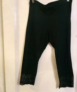 NWT White House Black Market Leggings With Lace Trim WHBM